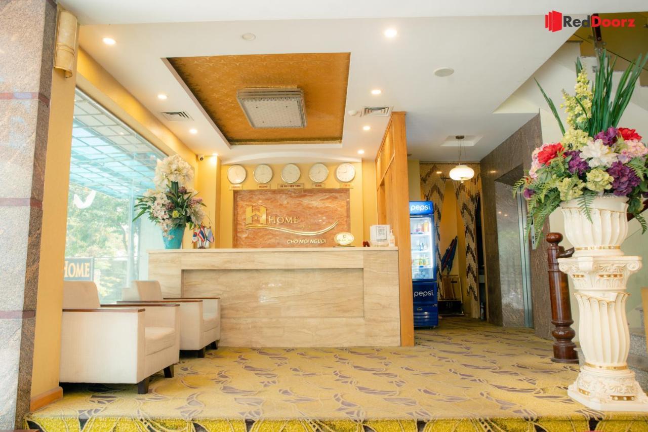 RedDoorz Plus near Cau Giay Park Hanoi Exterior foto