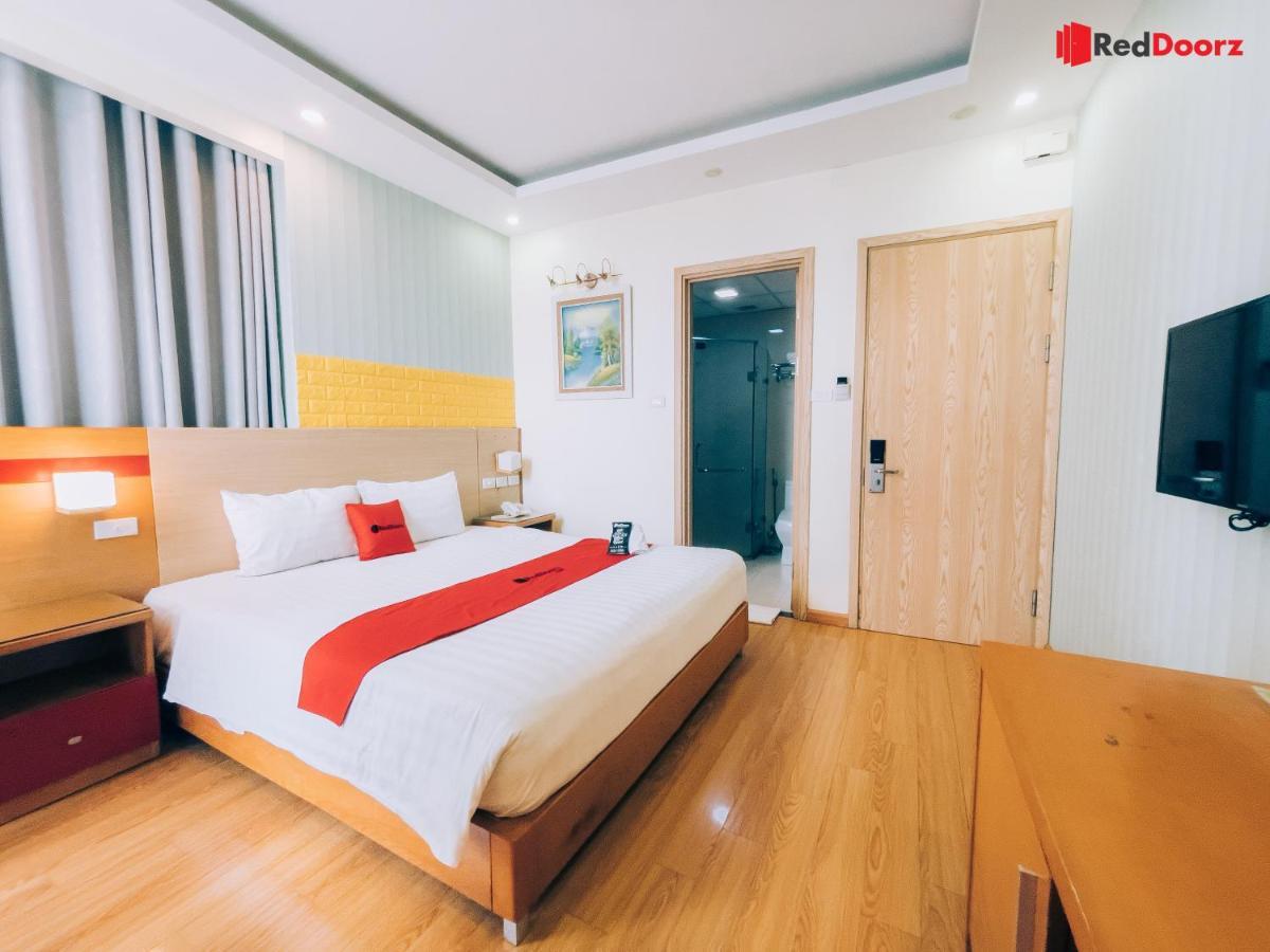 RedDoorz Plus near Cau Giay Park Hanoi Exterior foto
