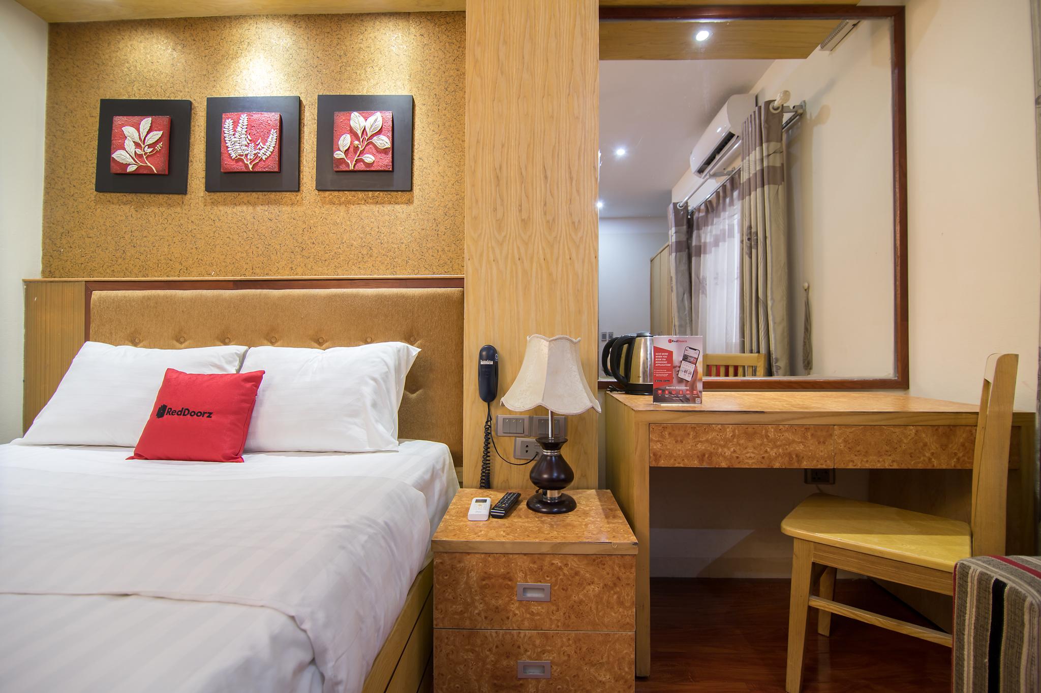 RedDoorz Plus near Cau Giay Park Hanoi Exterior foto