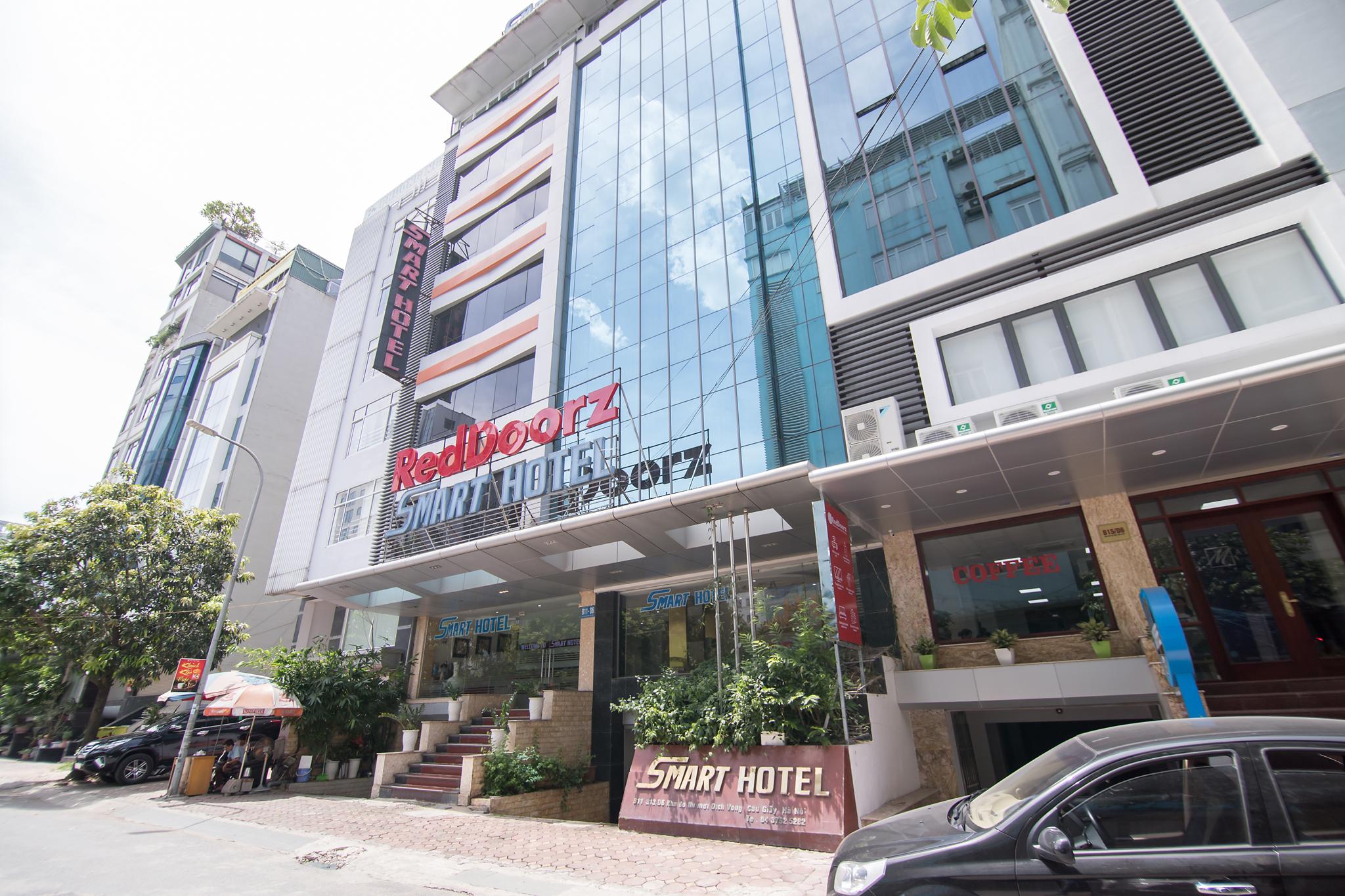 RedDoorz Plus near Cau Giay Park Hanoi Exterior foto